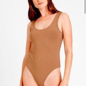 Banana Republic Petite Scoop Neck Thong Body Suit XS